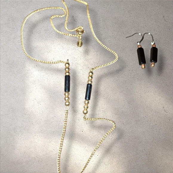 Avon Jewelry - Vintage Avon Station Vintage Bead Chain Necklace And Earrings Gold, Black